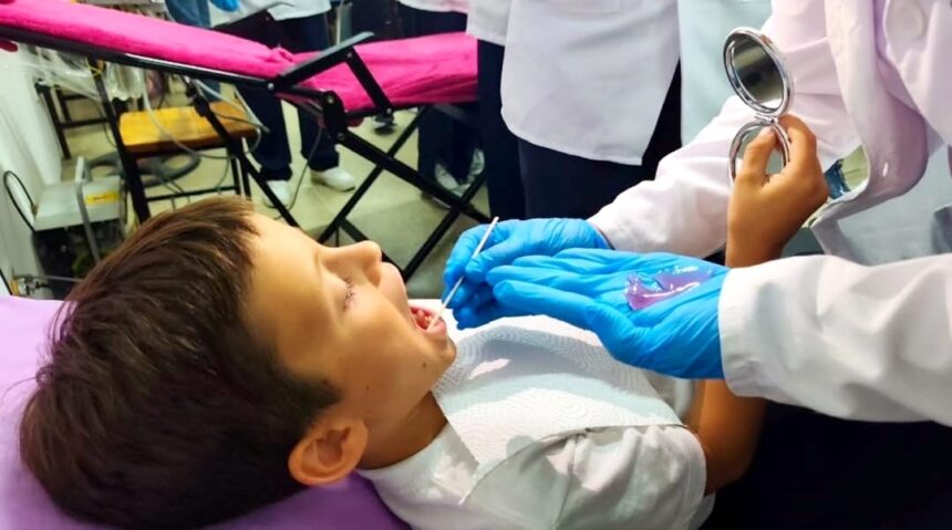 Refuerzan salud bucal en planteles de La Guaira