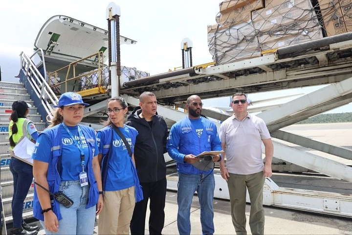 Acnur recibe equipos para instalación de campamentos transitorios en Venezuela