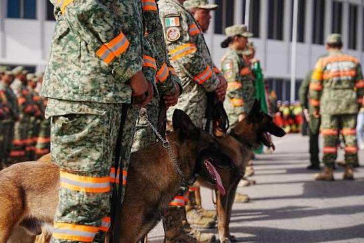 Arriba nuevo contingente mexicano de rescate al Aeropuerto de Maiquetía