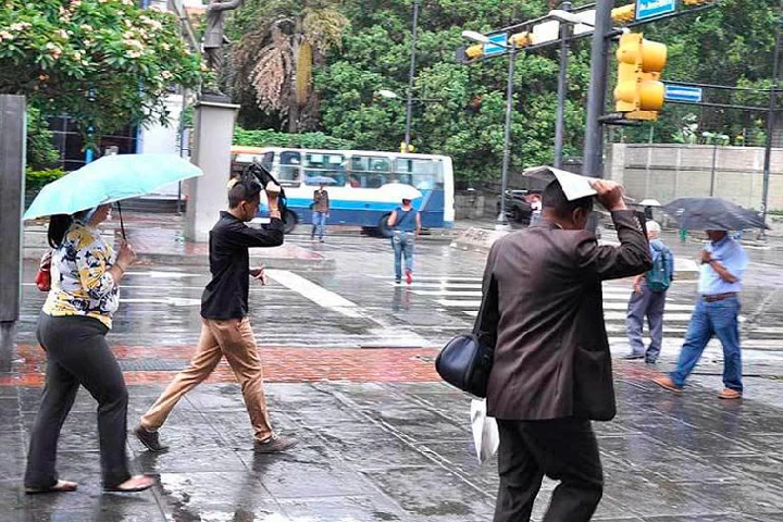 Autoridades prevén nubosidad y lluvias de intensidad variable en gran parte del país