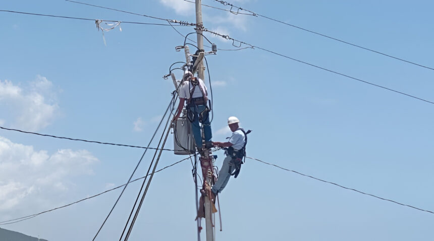 Corpoelec instaló 47 transformadores en sectores del estado La Guaira