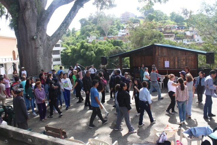 Dictan segundo taller de Primeros Auxilios Psicológicos en el estado Miranda