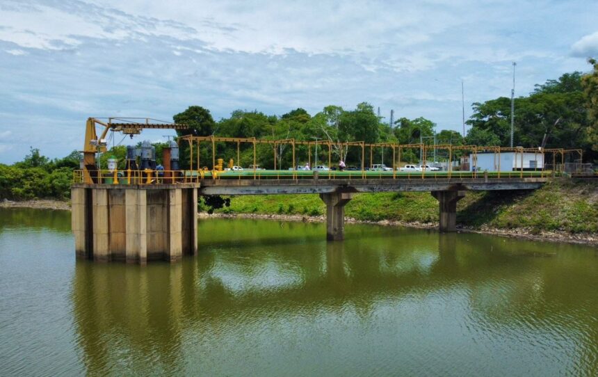Inspeccionan embalse Burro Negro para garantizar el servicio de agua potable en el Zulia