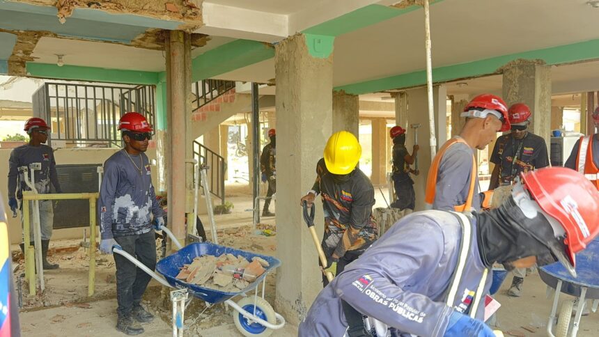 Comenzó fase de reconstrucción de edificios que pasaron prueba de evaluación del semáforo en La Guaira