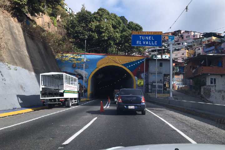 Inspeccionan Túnel El Valle y descartan daños estructurales