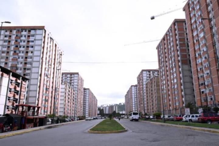 Torres del Urbanismo Ciudad Tiuna son sismorresistentes