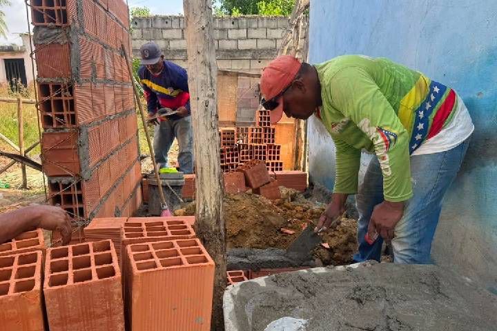 Plan Venezuela Renace repara más de 260 viviendas afectadas por los sismos en Falcón