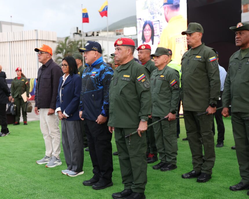 30 mil funcionarios venezolanos atendieron la catástrofe sísmica con gran desempeño y profesionalismo