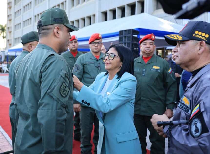 Presidenta Delcy Rodríguez lideró ascensos militares a 243 años del Natalicio del Libertador, 203 años de la Batalla Naval del Lago y Día de la Armada