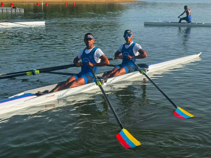 Venezuela obtiene su primer oro en Santo Domingo 2026 con triunfo en remo