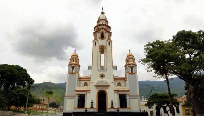 Ejecutan obras de restauración integral en el Panteón Nacional y el Centro de Rehabilitación «Dr. Alejandro Rhode»