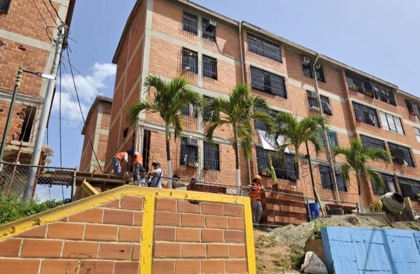 La Guaira: 49% de los edificios evaluados tras la contingencia son habitables
