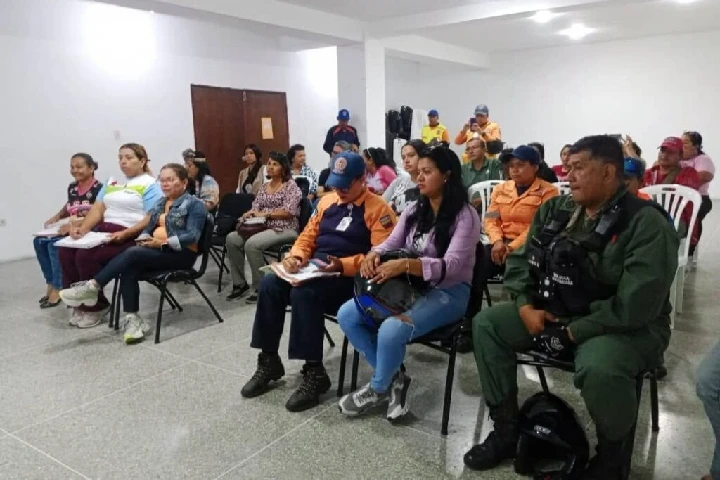 Poder Popular conformará brigadas de autoprotección en Mérida