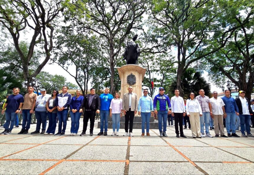 Pueblo de Portuguesa rinde honores al legado de Simón Bolívar a 243 años de su natalicio