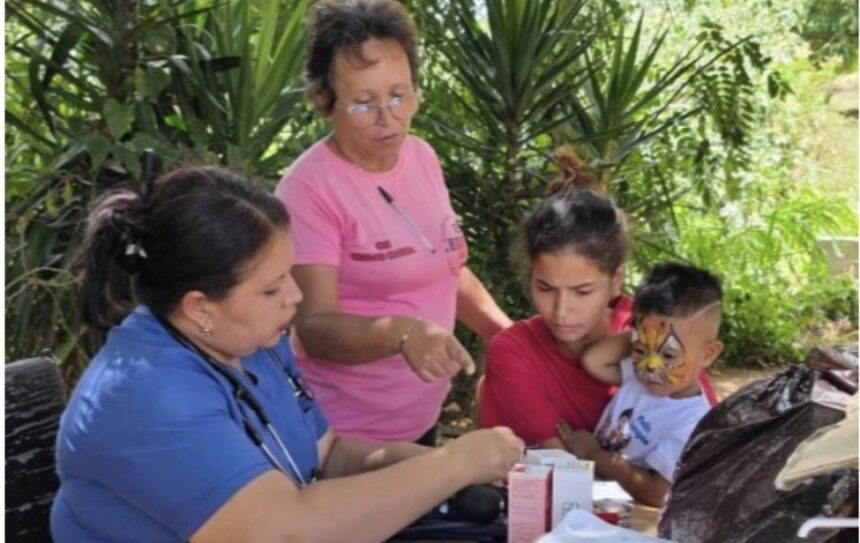 Ministerio de Salud evalúa campamentos transitorios en La Guaira