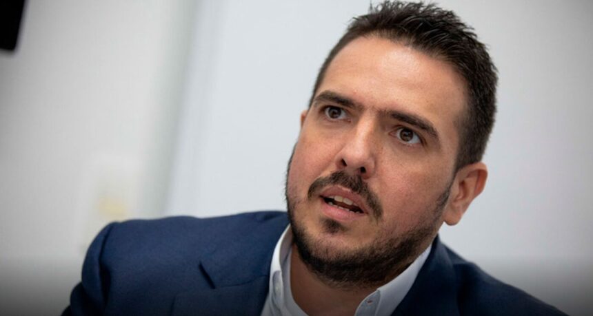 Stalin González destaca que agenda con exdiputados 2015-2020 es un escenario positivo