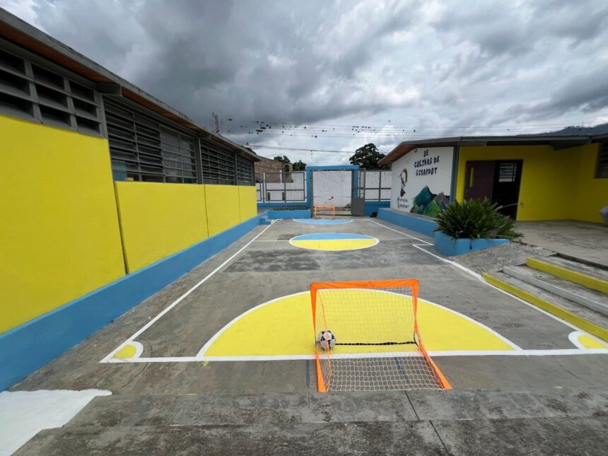 Alcaldía de Naguanagua entrega la U.E. «Colinas de Girardot» totalmente rehabilitada para el inicio del año escolar 2026-2027