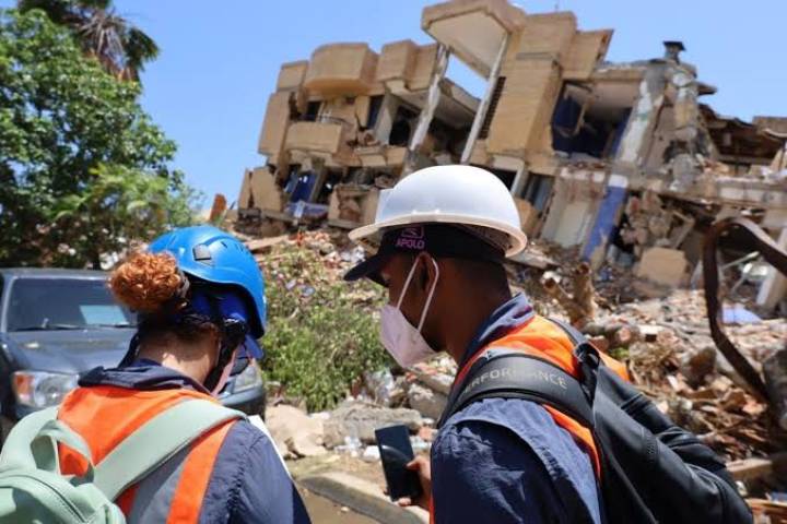 Voluntariado científico evalúa estructuras afectadas en La Guaira