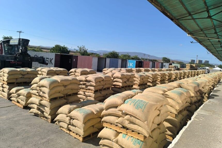 Café verde y arcilla blanca lideran la oferta exportable del estado Lara