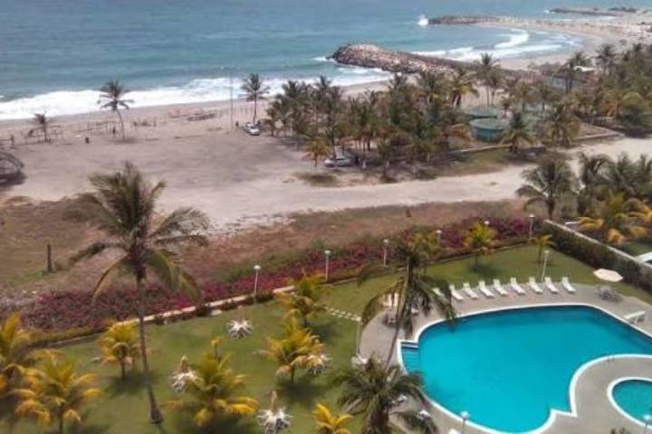 Supervisan Club Tanaguarena en La Guaira para instalar campamentos transitorios