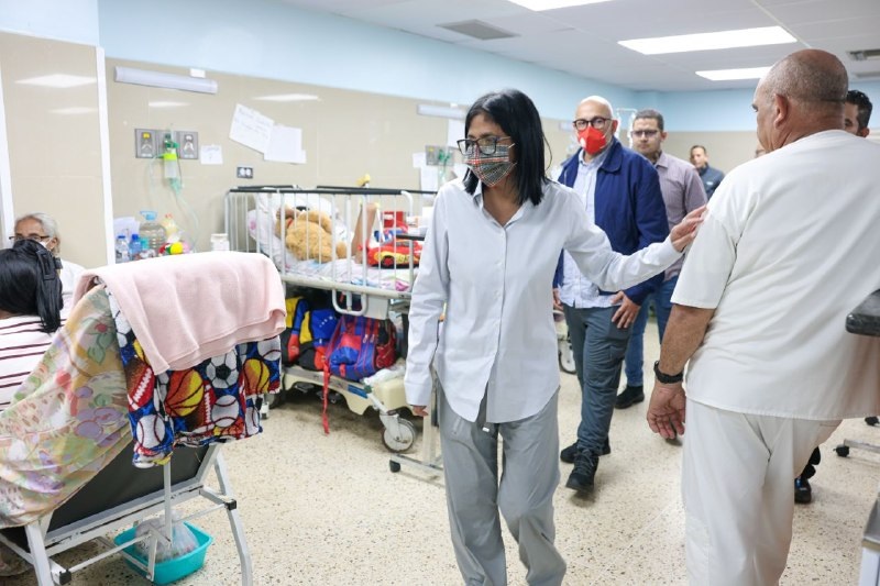 Presidenta (E) Delcy Rodríguez supervisa Centros de Salud que atienden a los afectados por sismos
