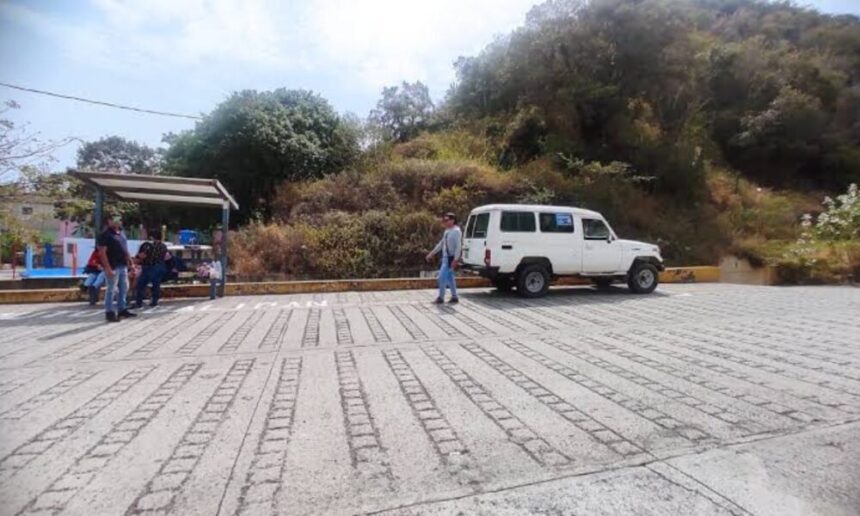 Restablecen tránsito por la carretera Caracas-La Guaira en Galipán