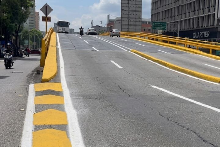 Elevados Los Ruices y Los Dos Caminos en óptimas condiciones para circulación