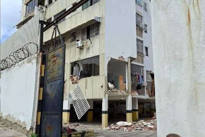 Comisión presidencial evalúa viviendas afectadas en la parroquia Santa Teresa