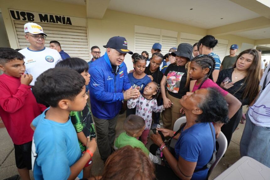 Ministro Diosdado Cabello supervisó labores de asistencia integral en campamentos transitorios de La Guaira