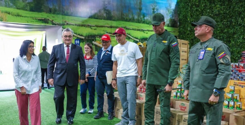 La presidenta Delcy Rodríguez recibe 35 toneladas de ayuda humanitaria de Rusia tras doble sismo en Venezuela