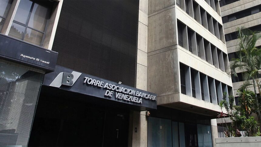 Exoneran por 90 días comisiones de puntos de venta en La Guaira
