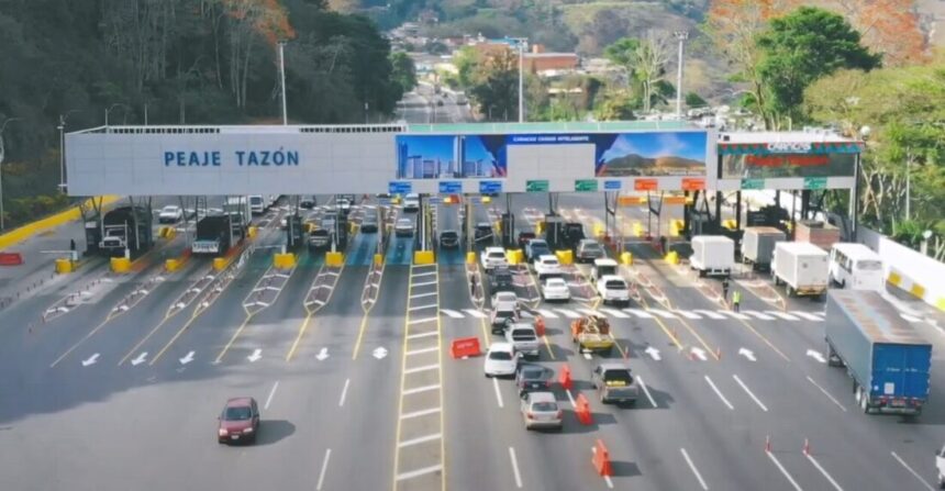 Peajes en Venezuela se mantienen operativos sin costo ante emergencia nacional