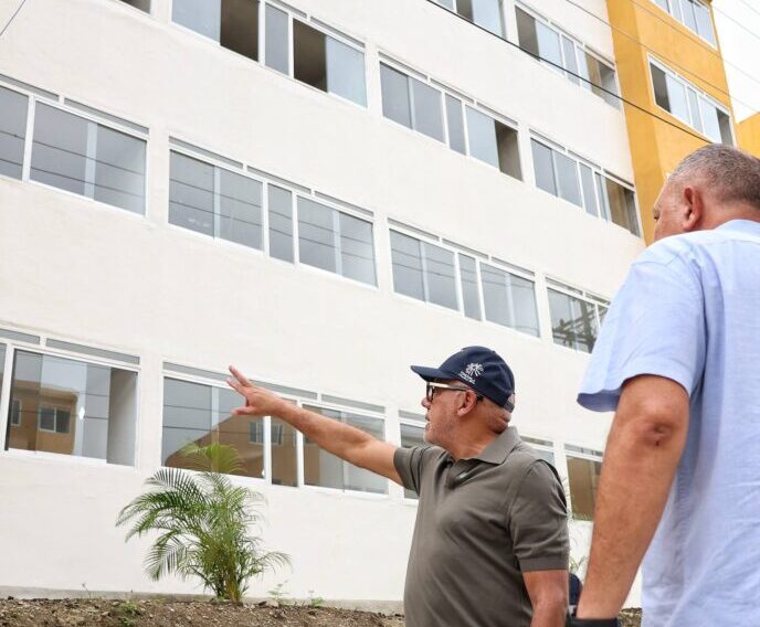 Diputado Jorge Rodríguez anuncia entrega de viviendas en Mirador Caiza a partir de agosto