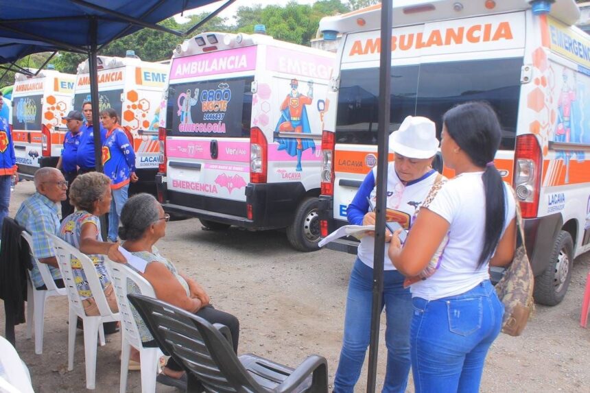 Jornada social atendió a familias afectadas por los sismos en la comuna Cordillera de Juan José Mora