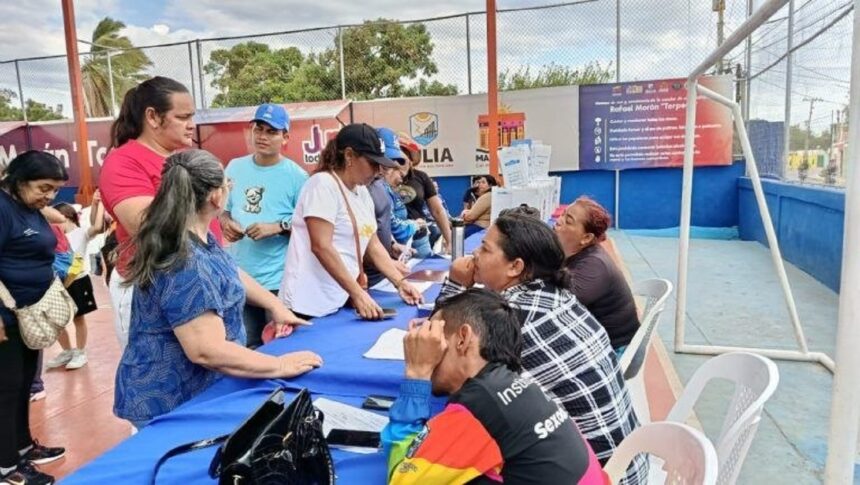 Plan Botica Comunal atiende a los afectados por sismos en Maracaibo