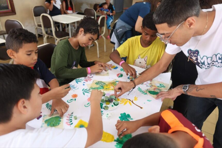 Fundación Museos Nacionales entretiene con artes plásticas a niños afectados por sismos