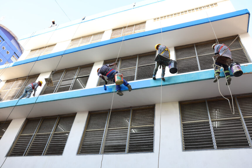 Prevén entregar en cinco semanas 102 escuelas rehabilitadas por las Bricomiles en La Guaira