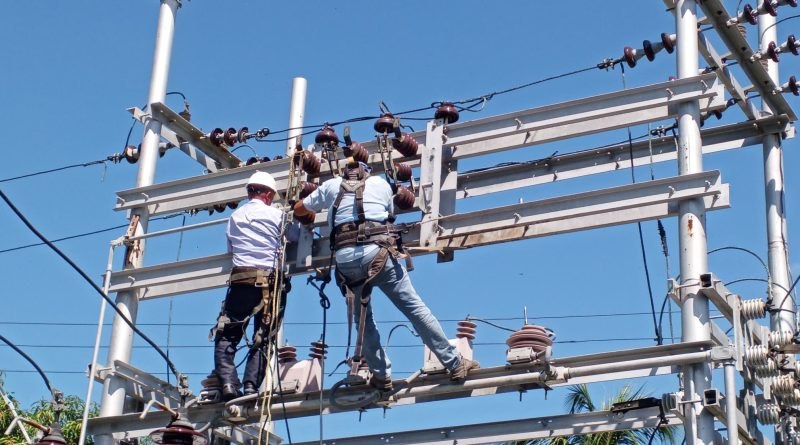 Corpoelec despliega jornadas de mantenimiento y reparación en seis estados del país