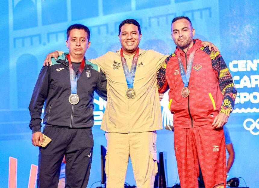 Carlos Salazar logró histórica medalla de bronce en los e-sports