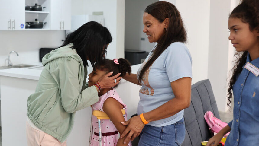 Presidenta entrega 87 viviendas en Ciudad Tiuna para familias afectadas por doble sismo