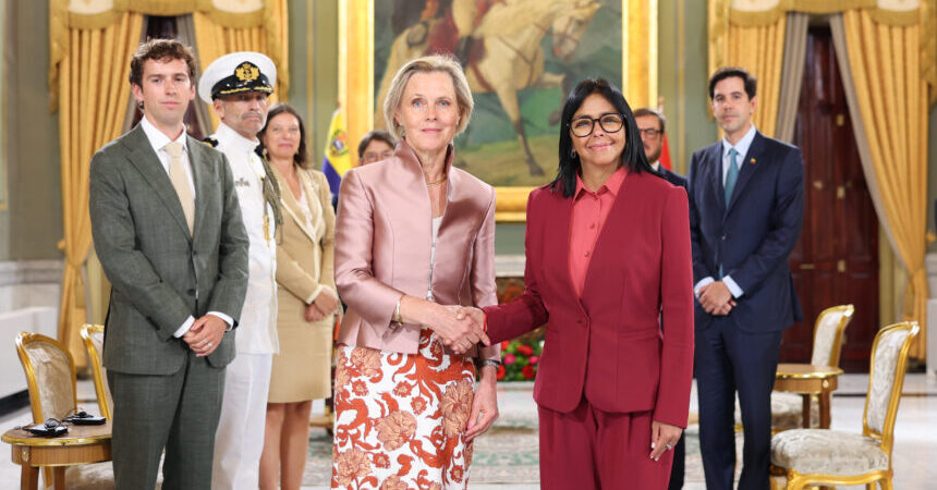 Presidenta Delcy Rodríguez recibió Cartas Credenciales por parte de la embajadora de Países Bajos en Venezuela