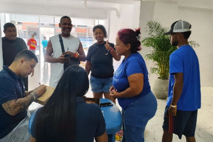 Familias de La Guaira reubicadas en Ciudad Tiuna cuentan con servicio de fibra óptica