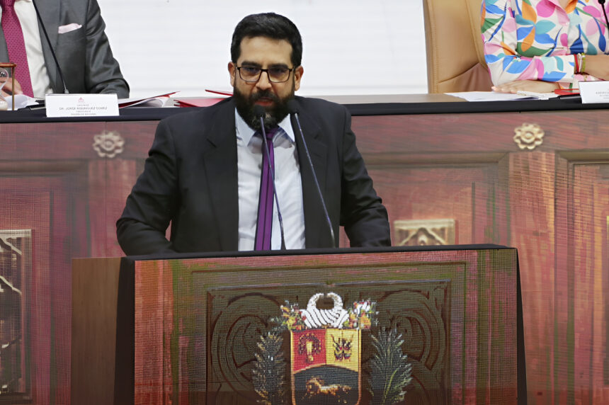 Designan a Alejandro López Rodríguez como nuevo ministro de Cultura