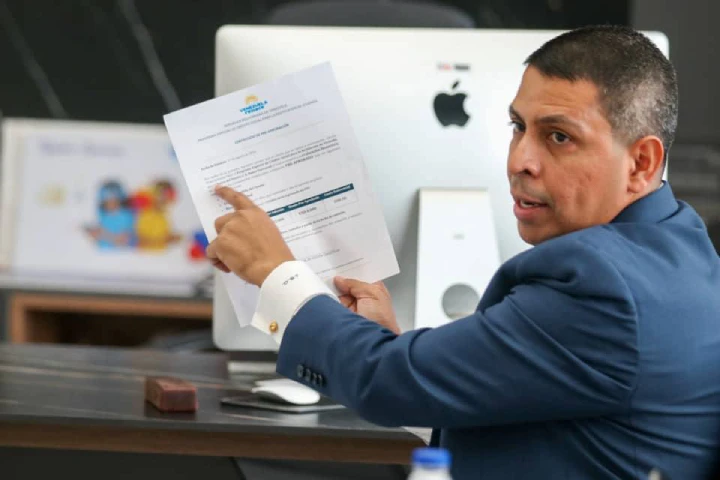 Autoridades garantizan acompañamiento de la banca al Plan Crediticio Venezuela Renace