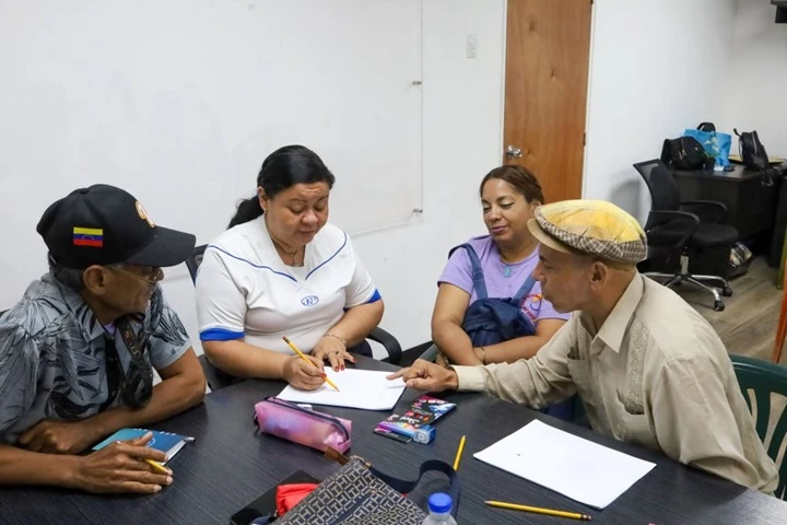 Capacitan a animadores culturales para la recreación en campamentos transitorios