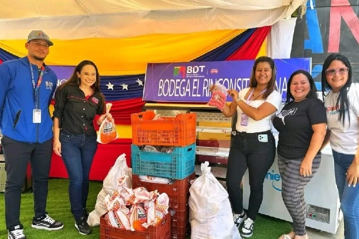 Entregan equipamiento a bodegas de Miranda para potenciar sector comercial