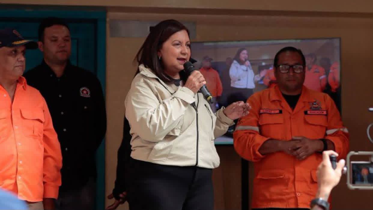 Alcaldía de Caracas inicia reconstrucción de 12 edificios afectados por sismos en Ciudad Caribia