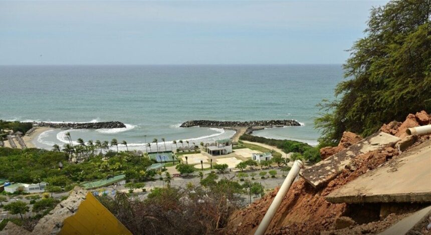Gobernador Terán reitera la prohibición del uso de playas y balnearios en La Guaira
