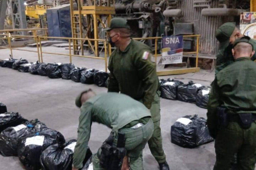 Órganos de seguridad incineran 3.051 toneladas de cocaína en el estado Bolívar