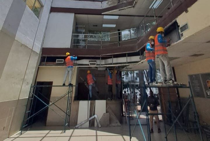 Avanza rehabilitación de la Sala de Espera «Divina Pastora» en el hospital de Barquisimeto